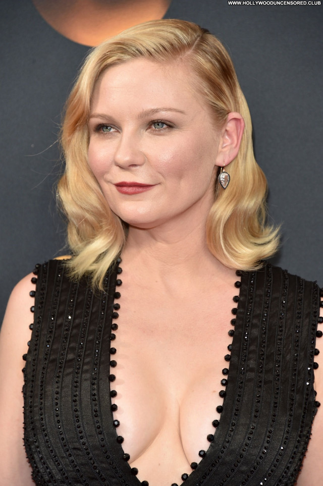 Kirsten Dunst Primetime Emmy Awards Awards Beautiful Celebrity Nice