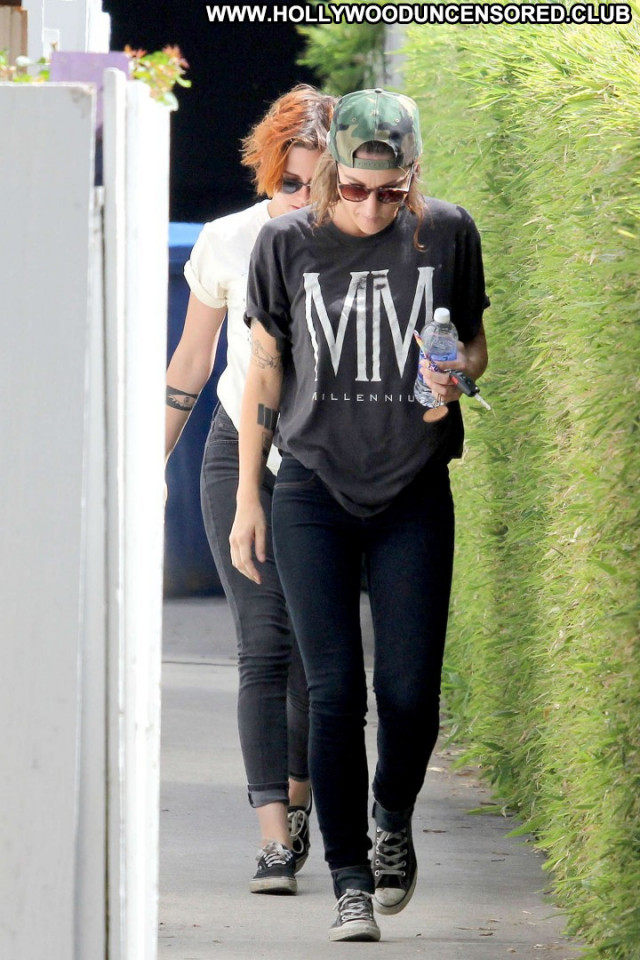 Kristen Stewart No Source Babe Beautiful Celebrity Paparazzi Posing