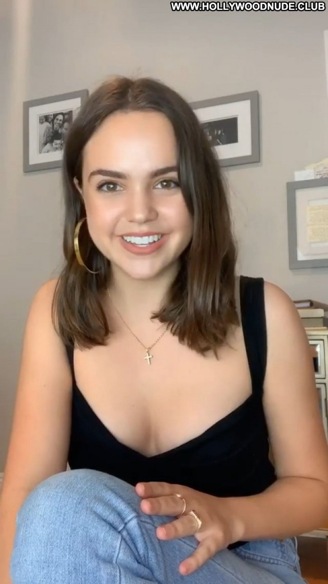 Bailee Madison No Source Beautiful Sexy Babe Celebrity Posing Hot