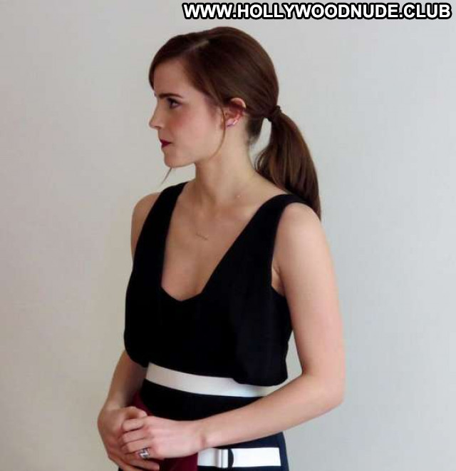 Emma Watson No Source Babe Celebrity Beautiful Paparazzi Posing Hot